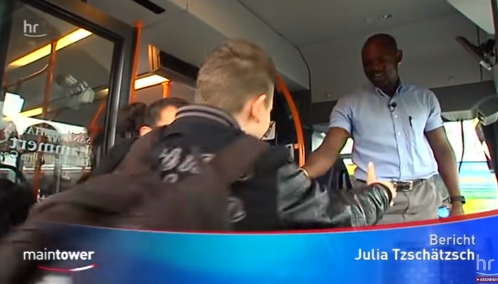 Captain Justin – der lustigste Busfahrer Hessens ! #esgehtauchanders